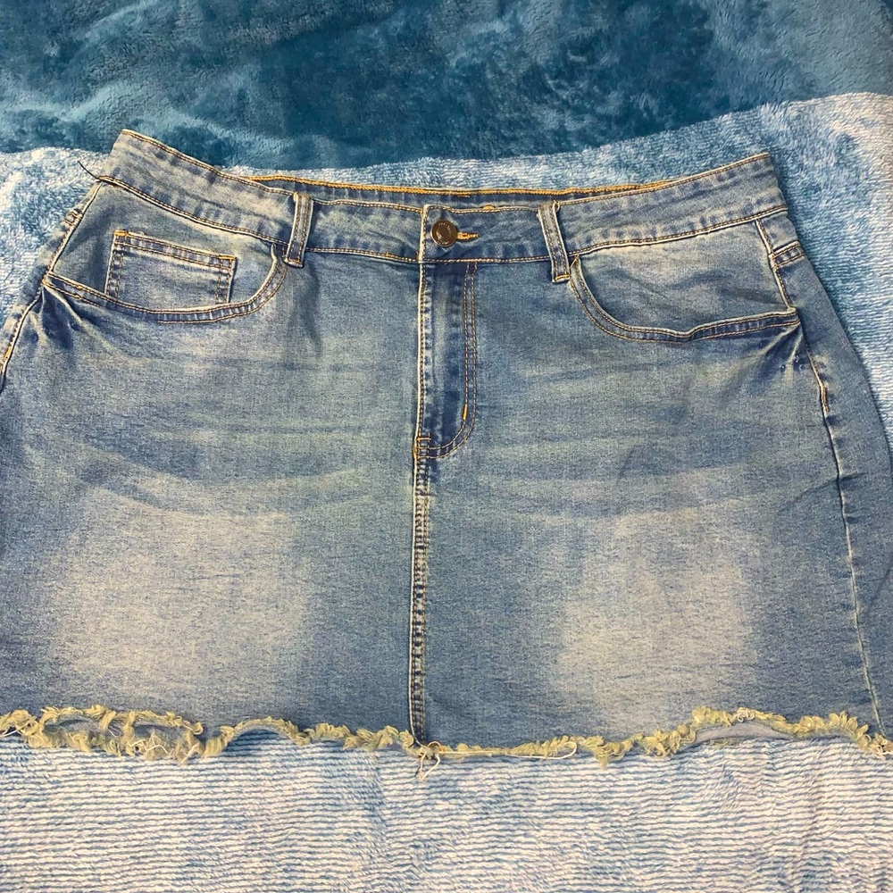 Stretchy Denim Mini Skirt